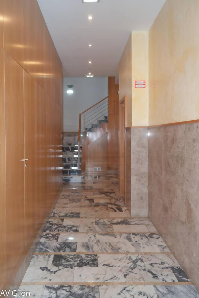Av Gijon San Agustin 12 Appartement Buitenkant foto