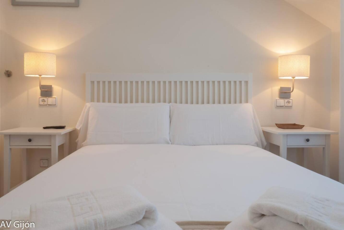 Av Gijon San Agustin 12 Appartement Buitenkant foto