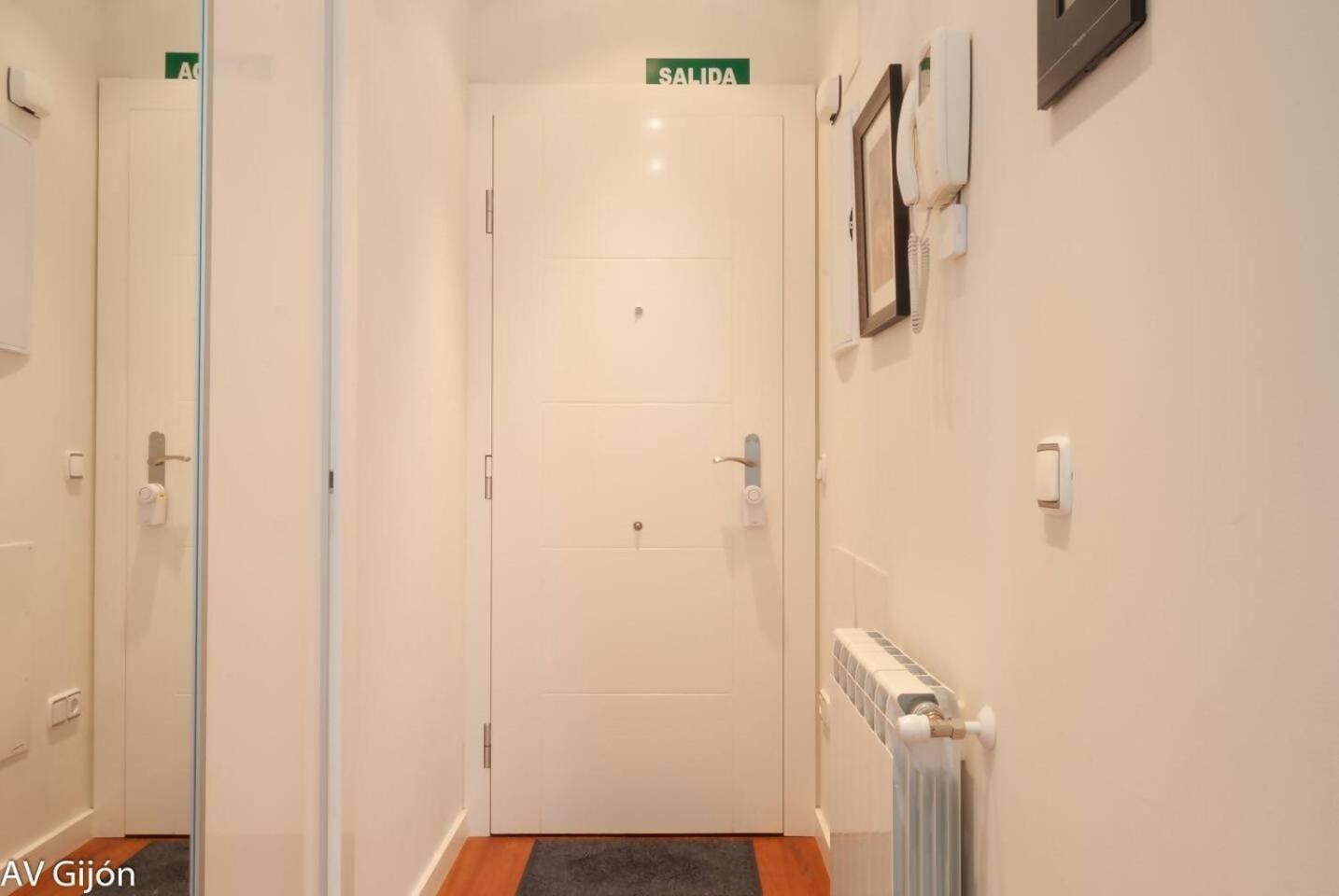 Av Gijon San Agustin 12 Appartement Buitenkant foto