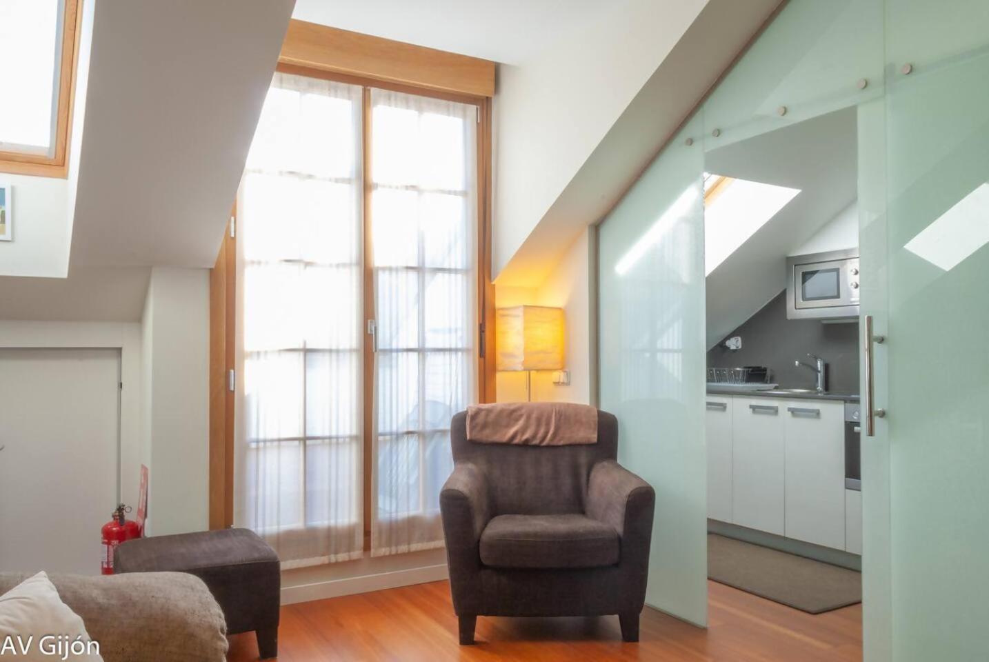 Av Gijon San Agustin 12 Appartement Buitenkant foto