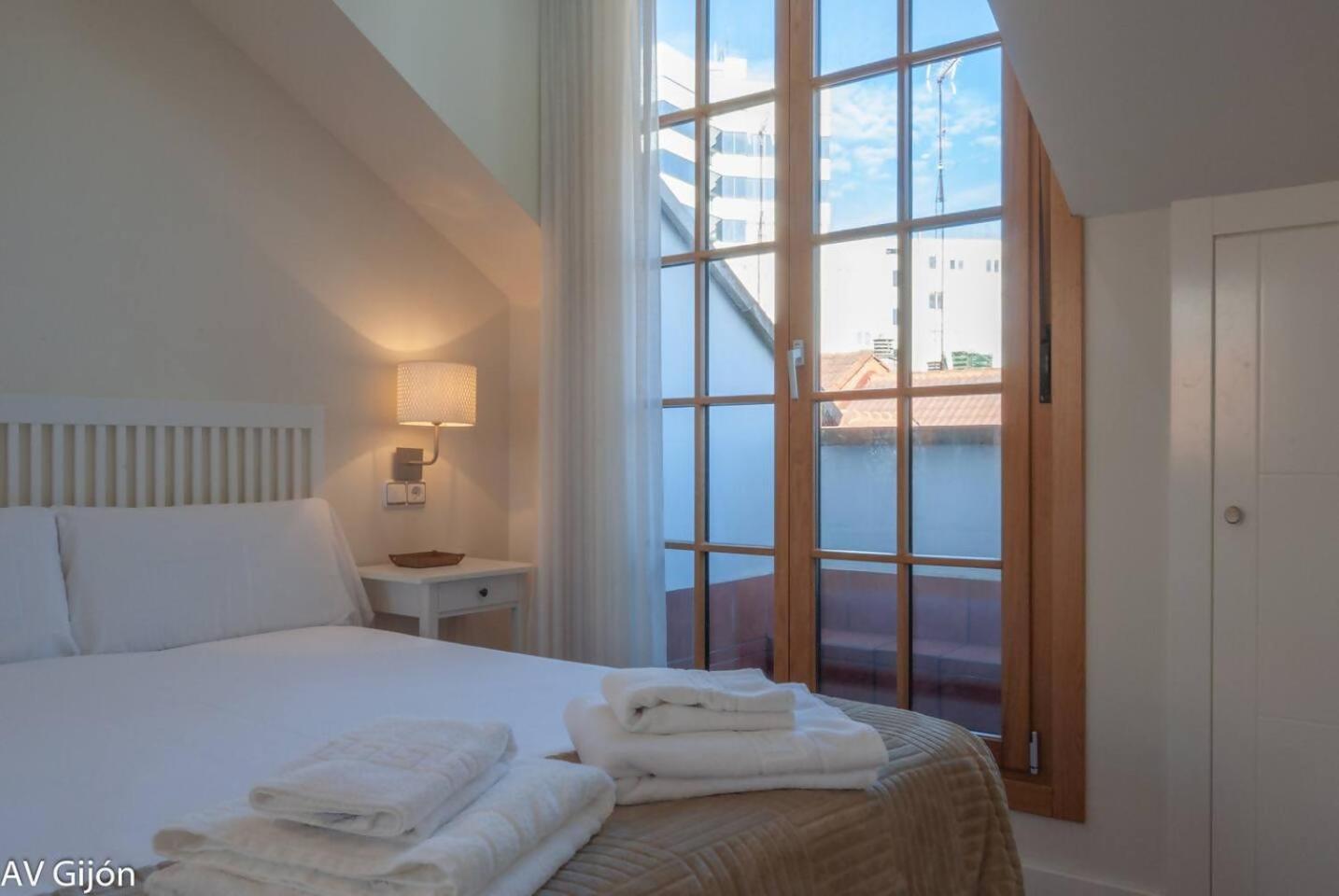 Av Gijon San Agustin 12 Appartement Buitenkant foto